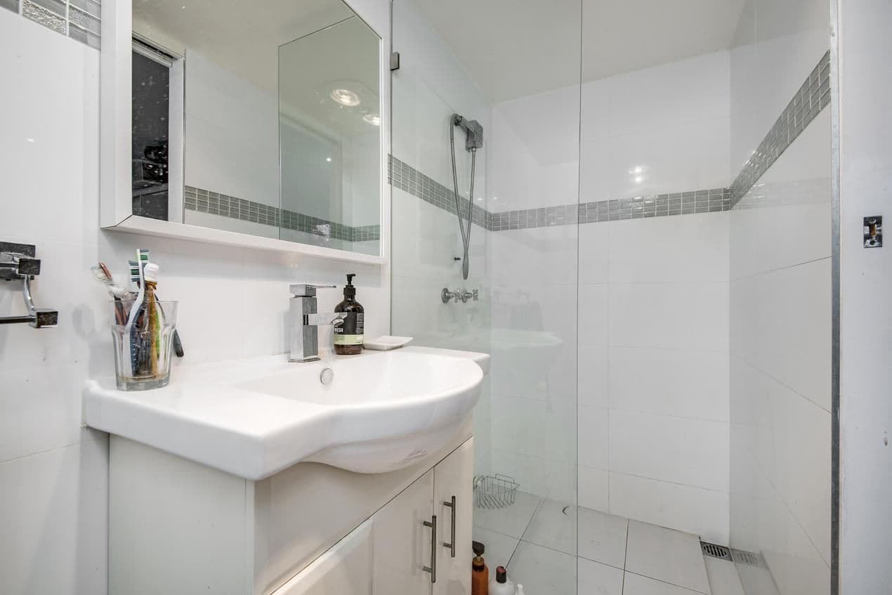 36 Ernest Street, Labrador QLD 4215, Labrador - Thumbnail 8