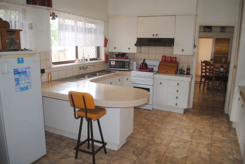 1 Delander Crescent, Moree NSW 2400, Moree - Thumbnail 3