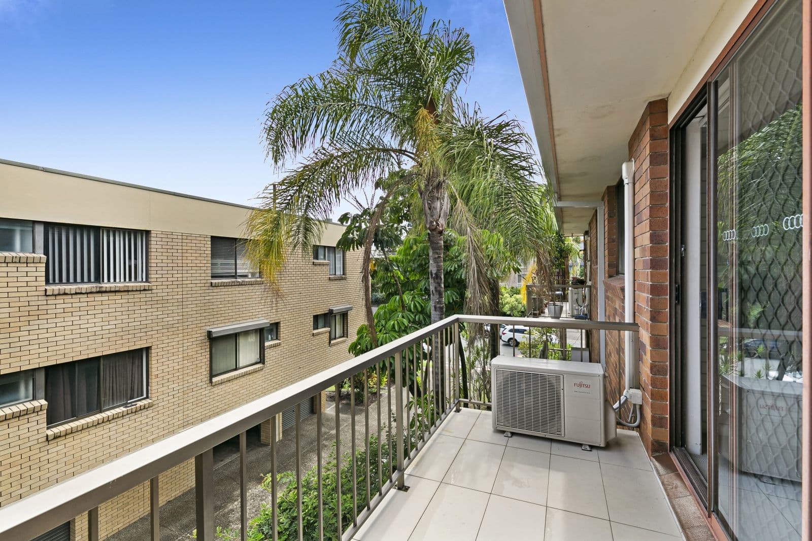 14 Brighton Street, Biggera Waters QLD 4216, Biggera Waters - Thumbnail 4