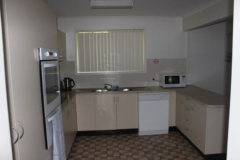260 Elizabeth Drive, VINCENTIA NSW 2540, Vincentia - Thumbnail 5