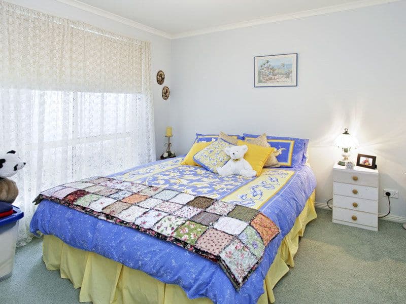 3 Oakwood Crescent, WAURN PONDS VIC 3216, Waurn Ponds - Thumbnail 8