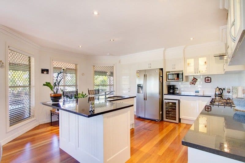 1 Gracilis Court, ELANORA QLD 4221, Elanora - Thumbnail 5
