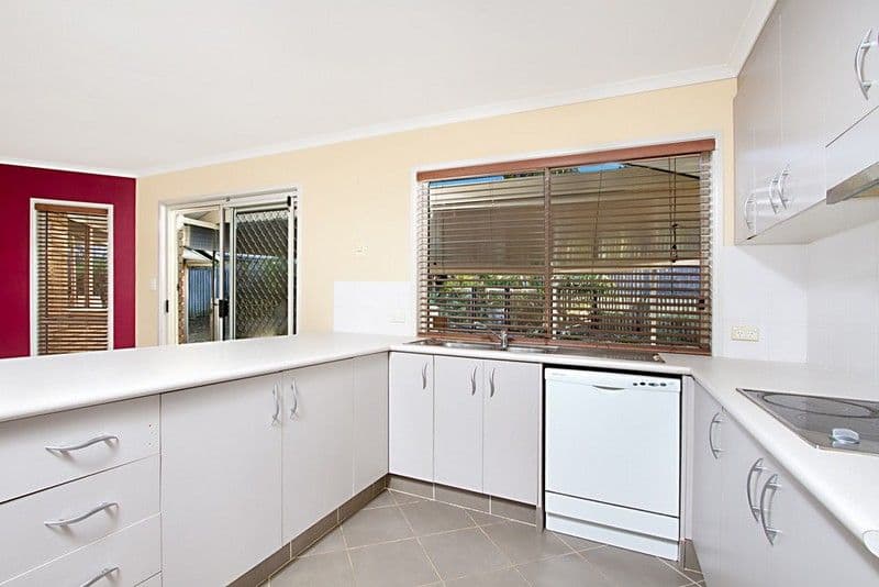 43 Tahan Crescent, TANAH MERAH QLD 4128, Tanah Merah - Thumbnail 2