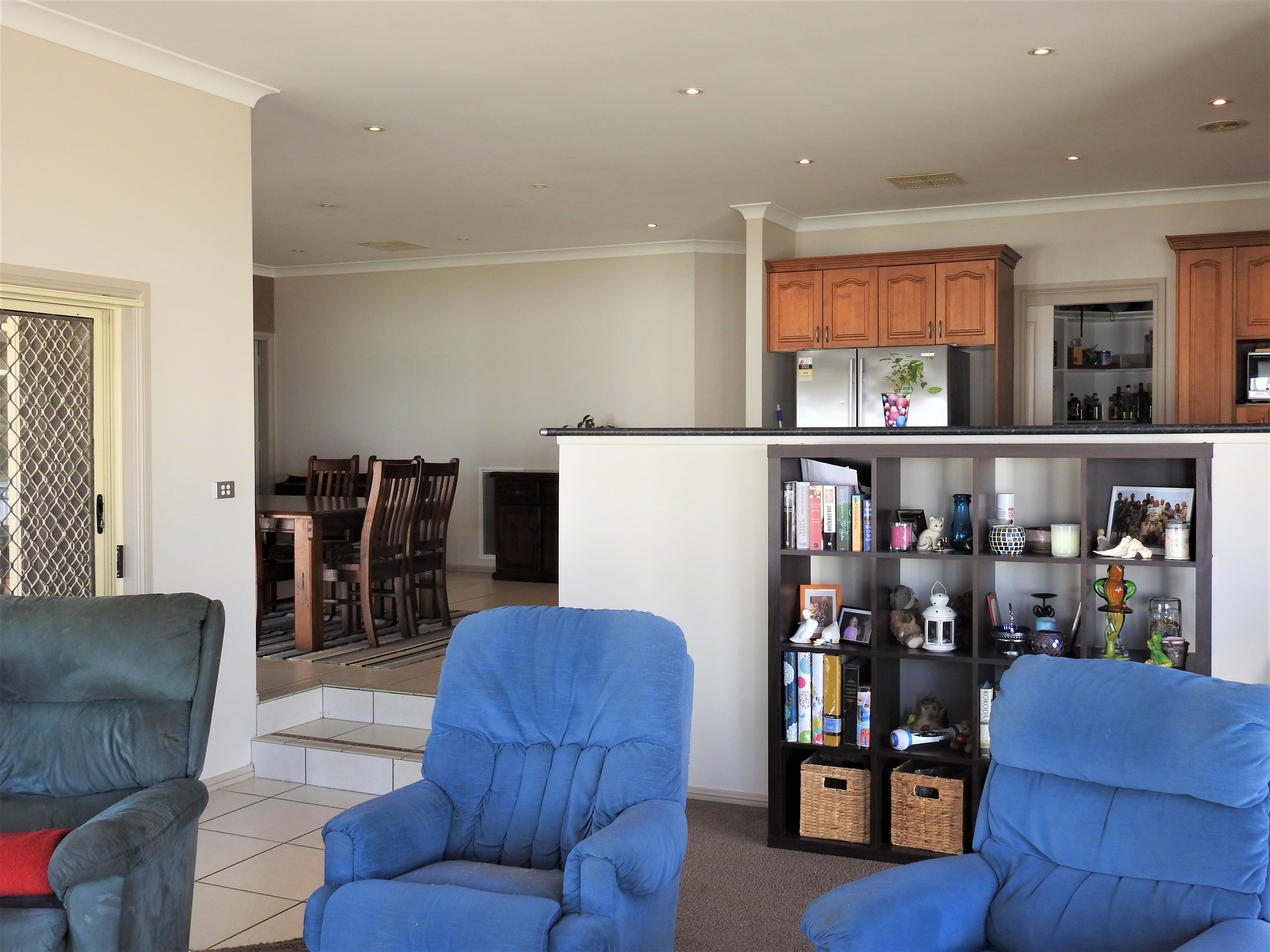 25 Settlers Place, Young - Thumbnail 7