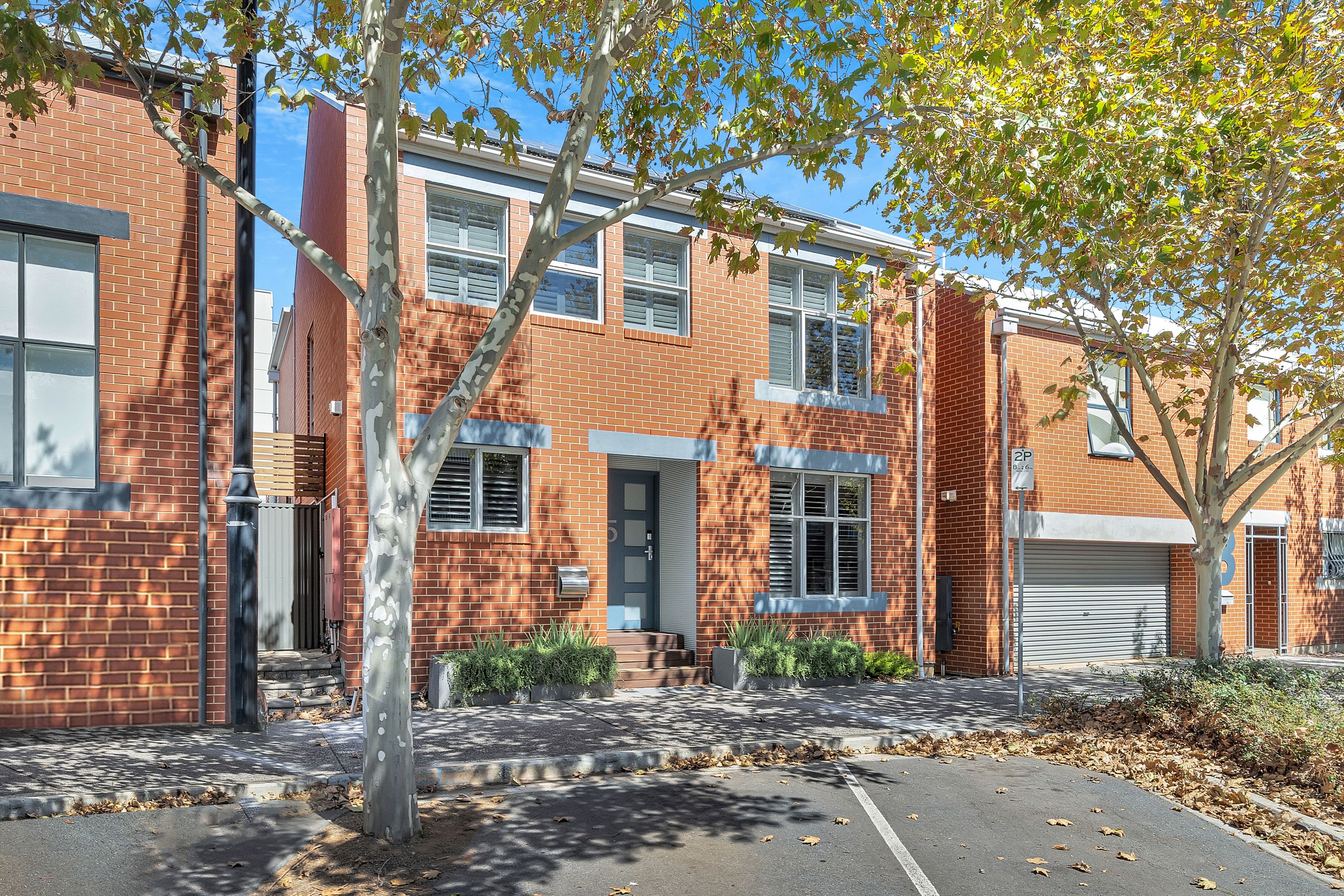 5 Hurtle Parade, Mawson Lakes SA 5095, Mawson Lakes - Thumbnail 2