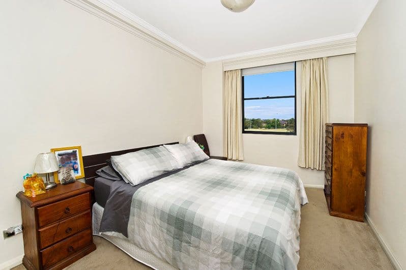 2 Dolphin Close, CHISWICK NSW 2046, Chiswick - Thumbnail 3