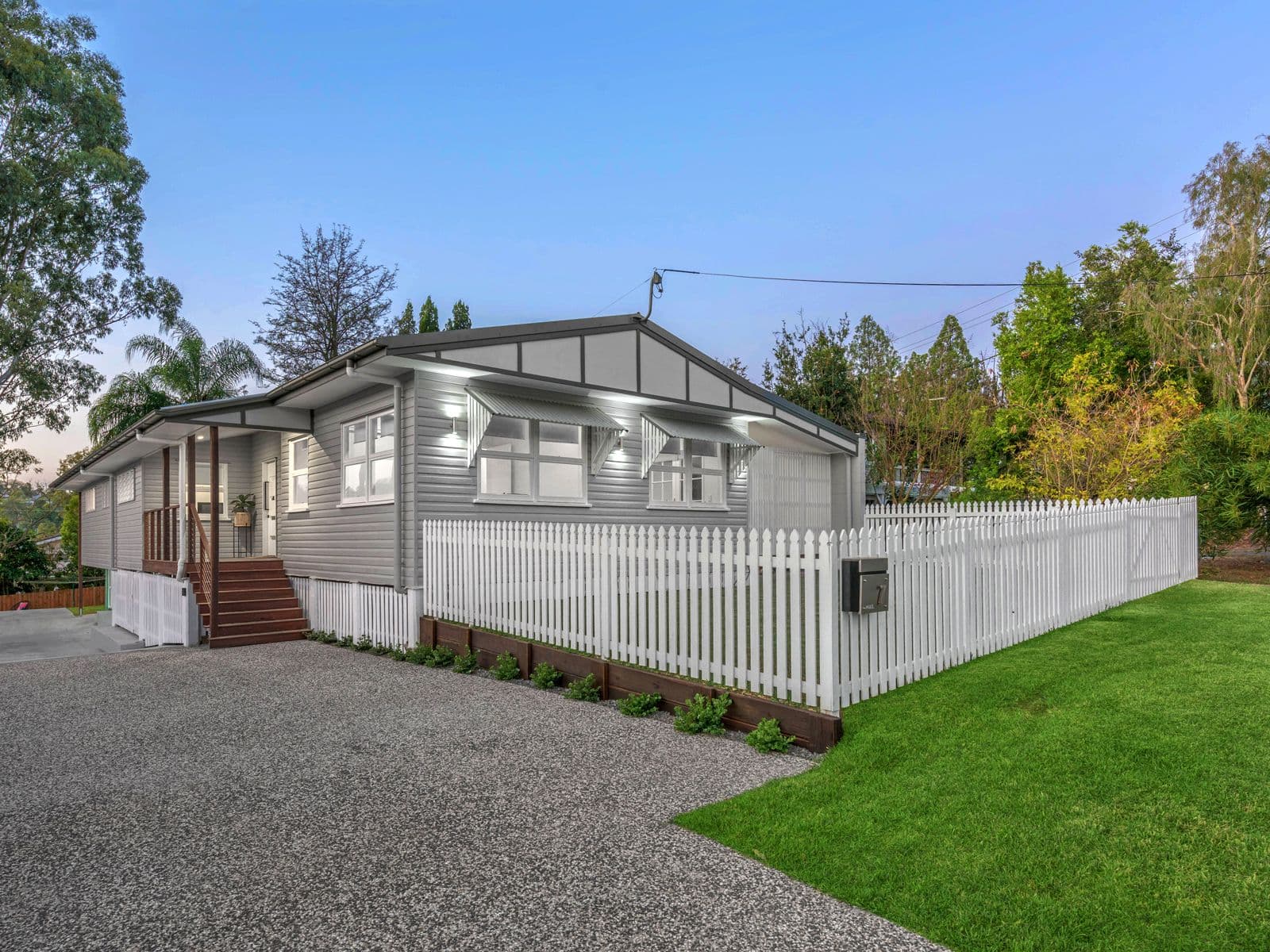 7 Elanora Street, Oxley QLD 4075, Oxley - Thumbnail 2