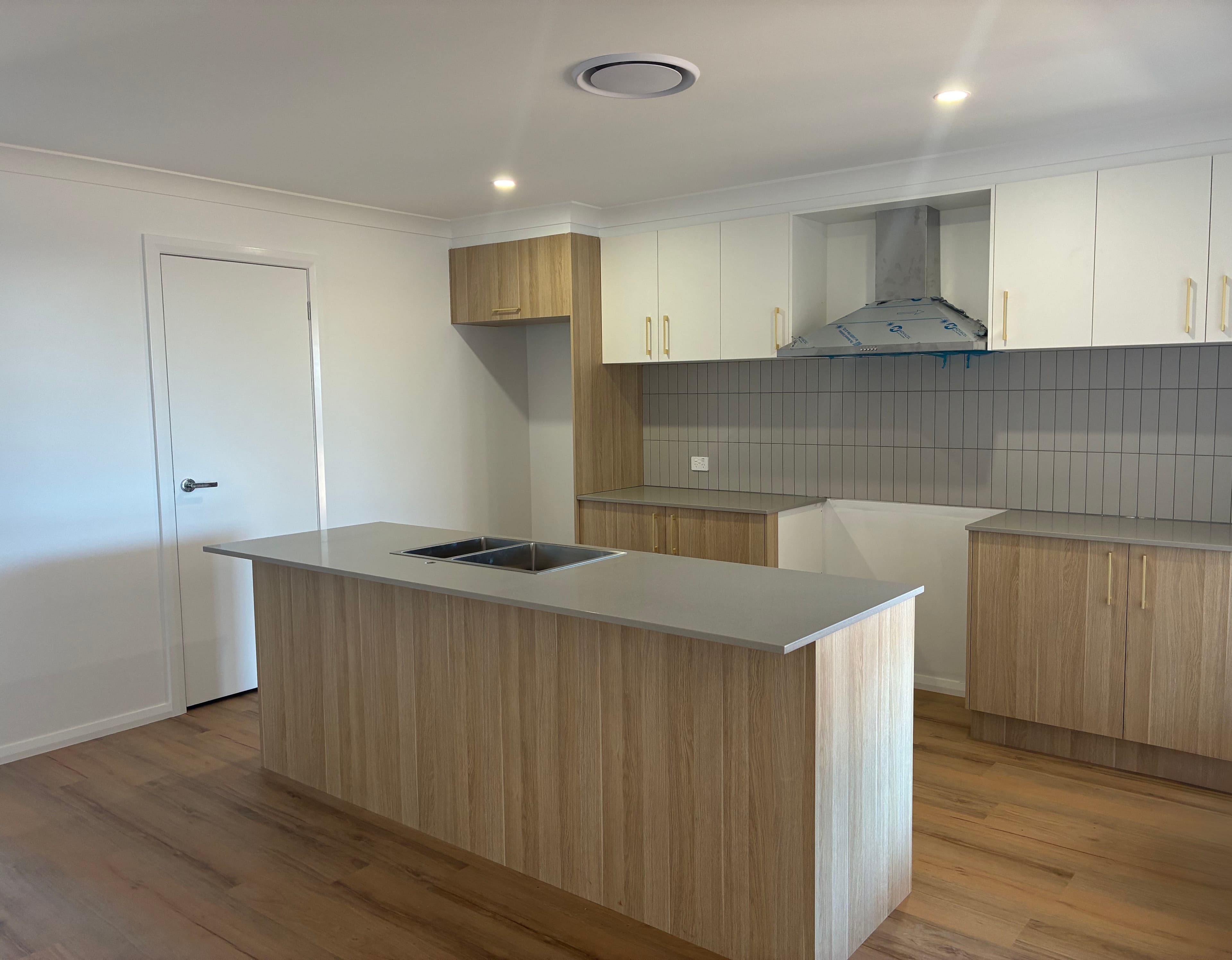 22 Tide Crescent, Dubbo NSW 2830, Dubbo - Thumbnail 3