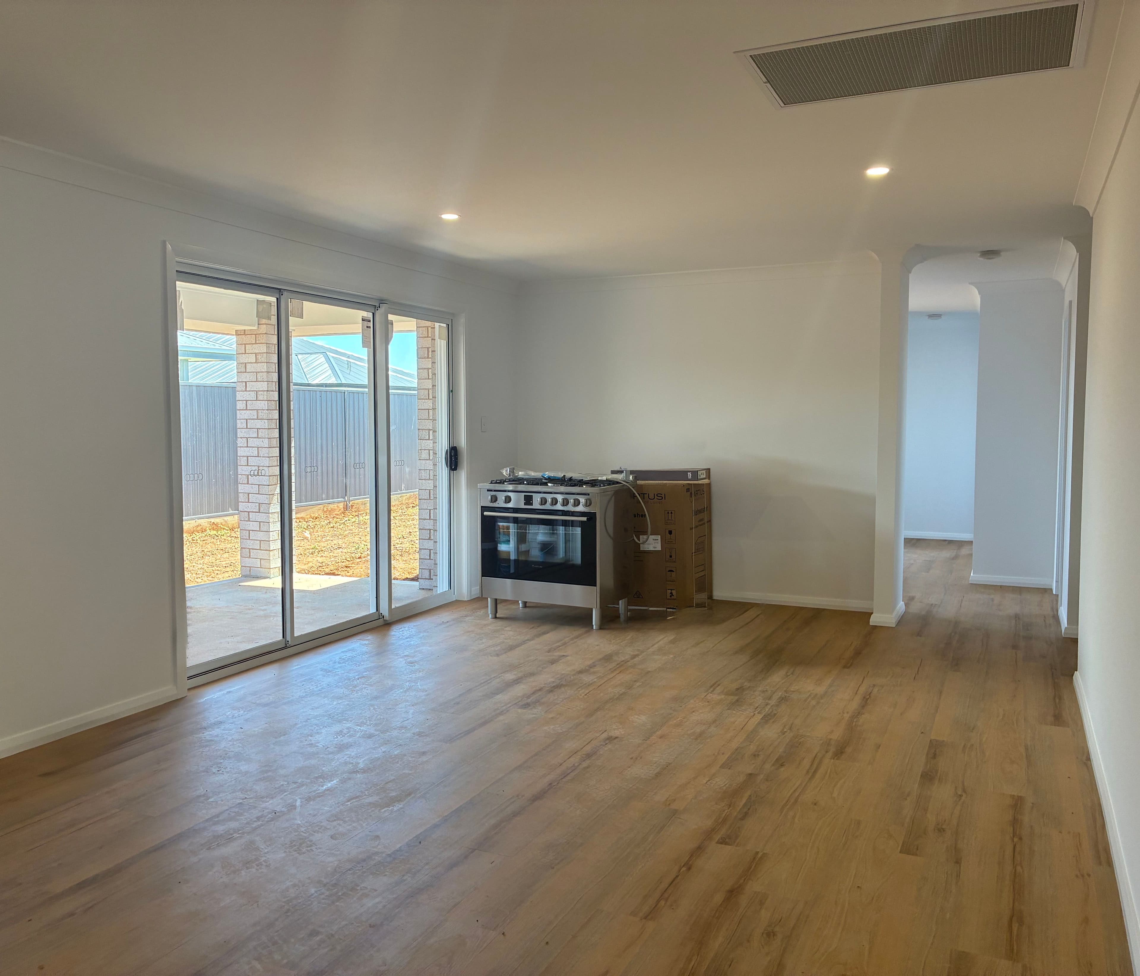 22 Tide Crescent, Dubbo NSW 2830, Dubbo - Thumbnail 4