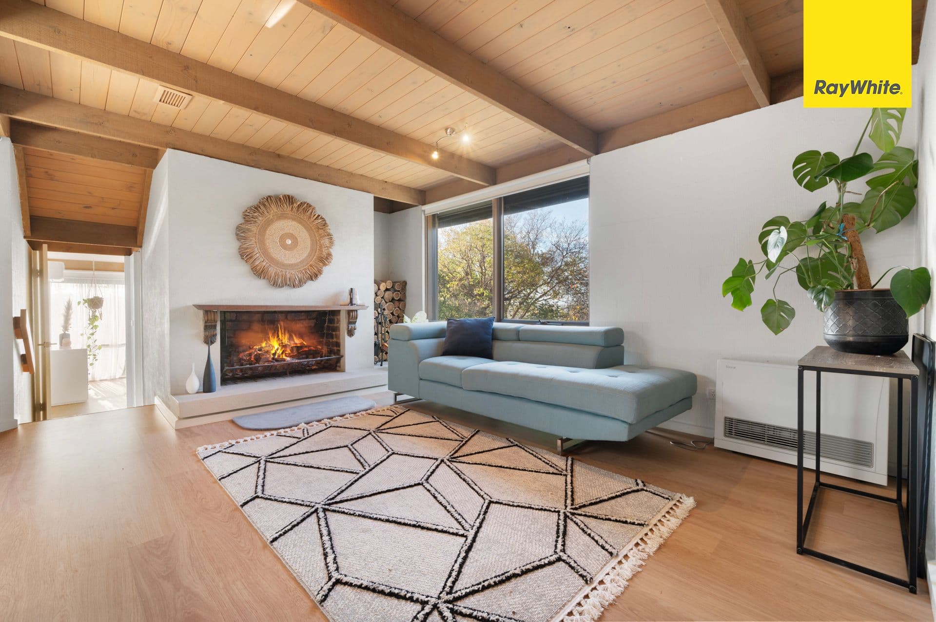 39 Riversdale Crescent, Darley VIC 3340, Darley - Thumbnail 2