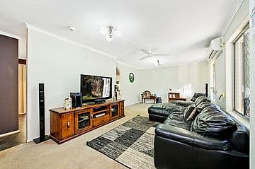 216 Marsden Road, Kallangur QLD 4503, Kallangur - Thumbnail 3