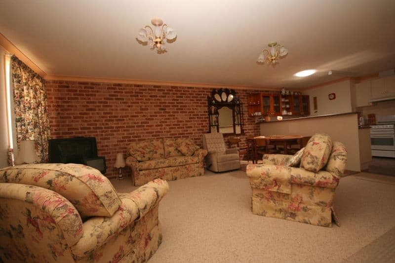 1 Queen Street, OBERON NSW 2787, Oberon - Thumbnail 3