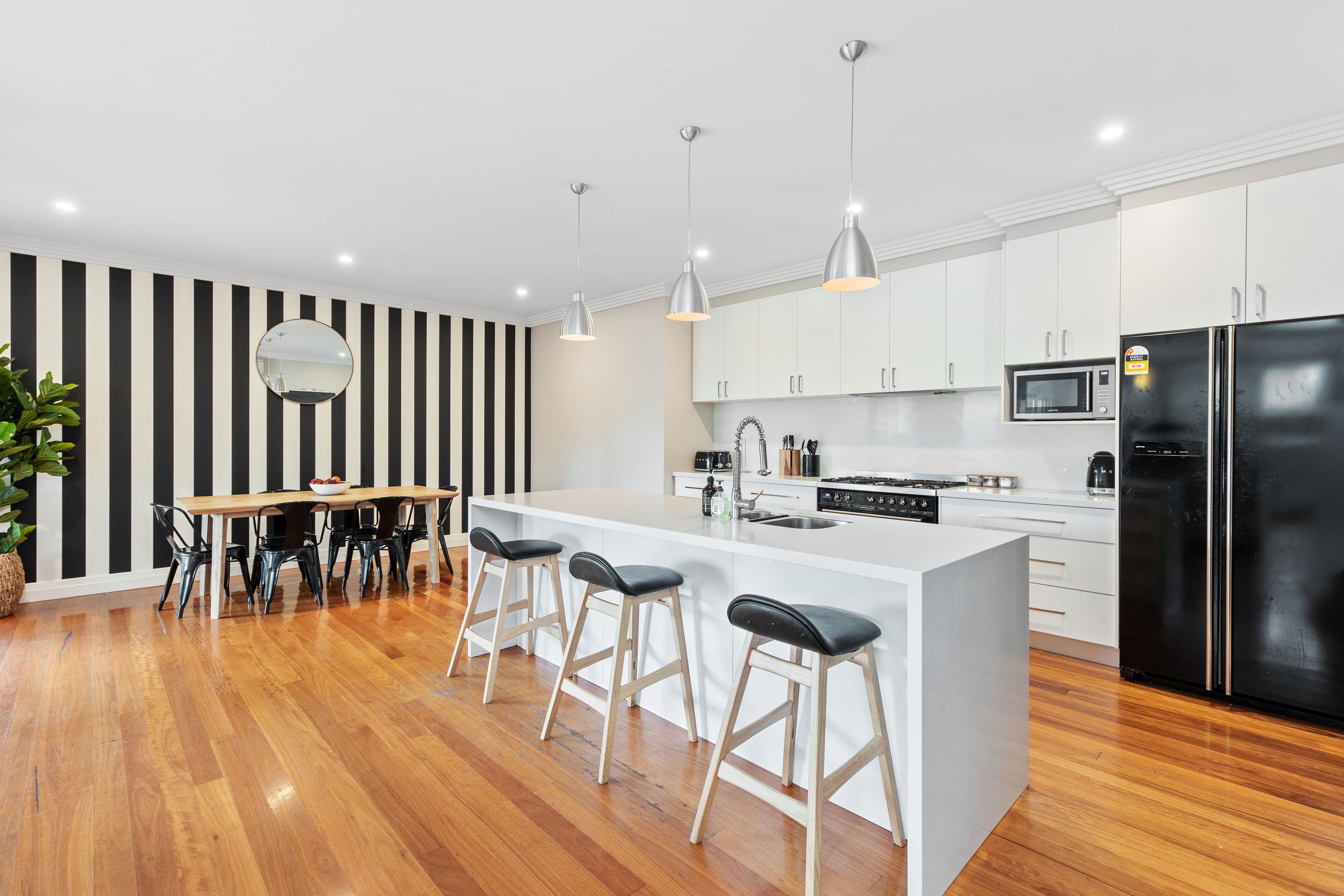 3 Norman Street, Turvey Park NSW 2650, Turvey Park - Thumbnail 2