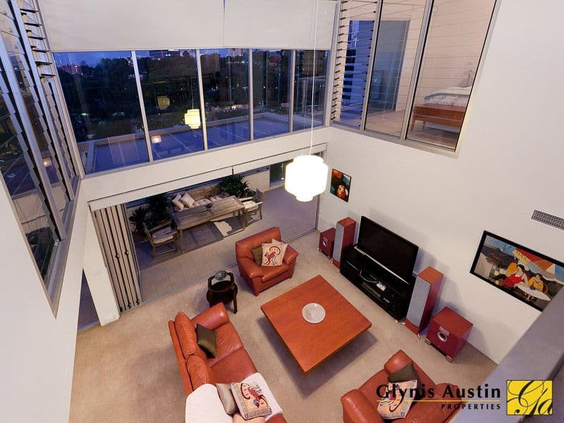 4 Parkland Boulevard, BRISBANE QLD 4000, Brisbane City - Thumbnail 2
