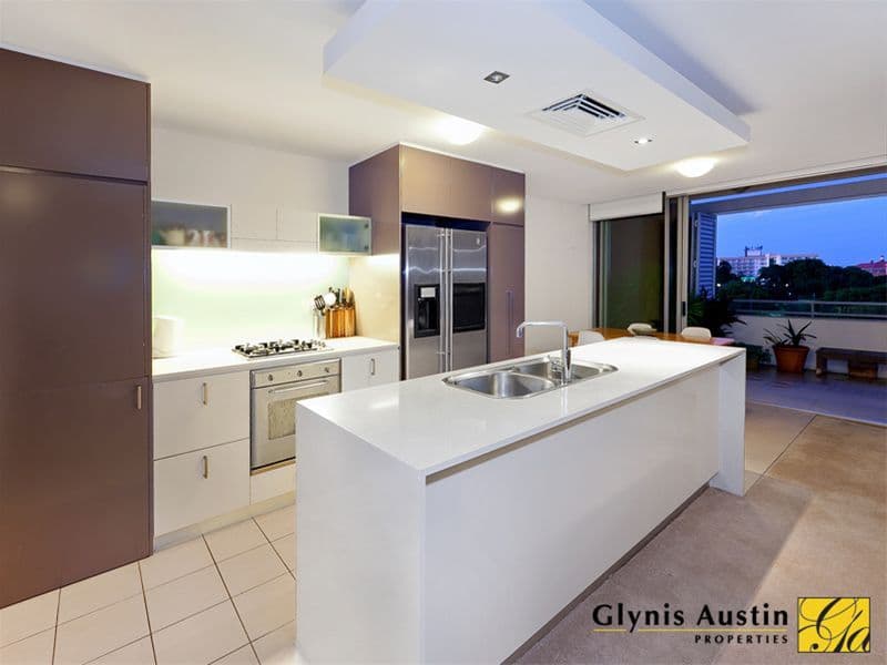 4 Parkland Boulevard, BRISBANE QLD 4000, Brisbane City - Thumbnail 5