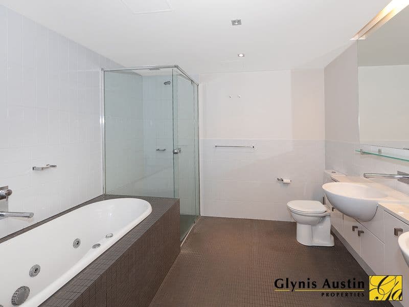 4 Parkland Boulevard, BRISBANE QLD 4000, Brisbane City - Thumbnail 8