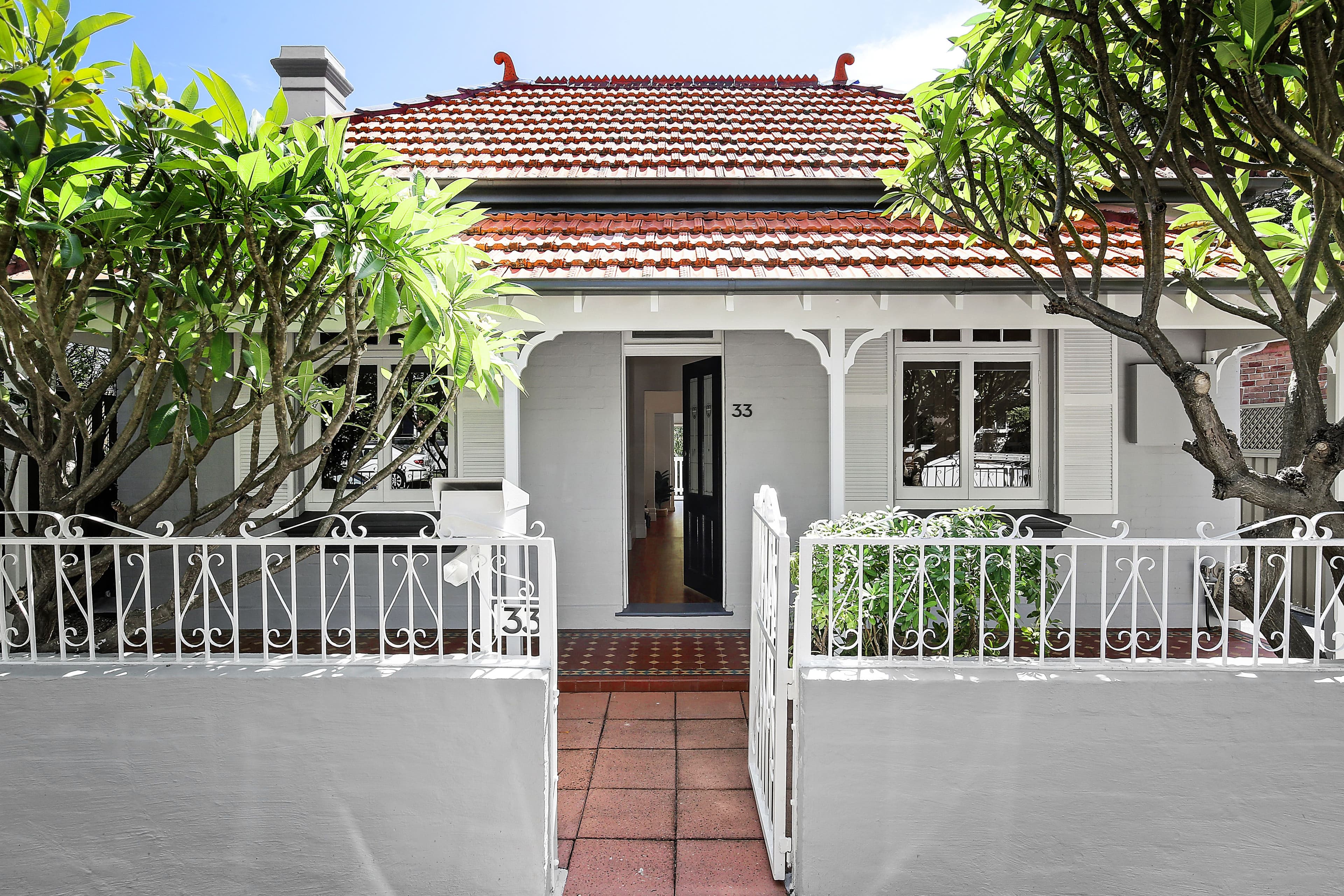44 Cardigan Street, Stanmore - Image 1