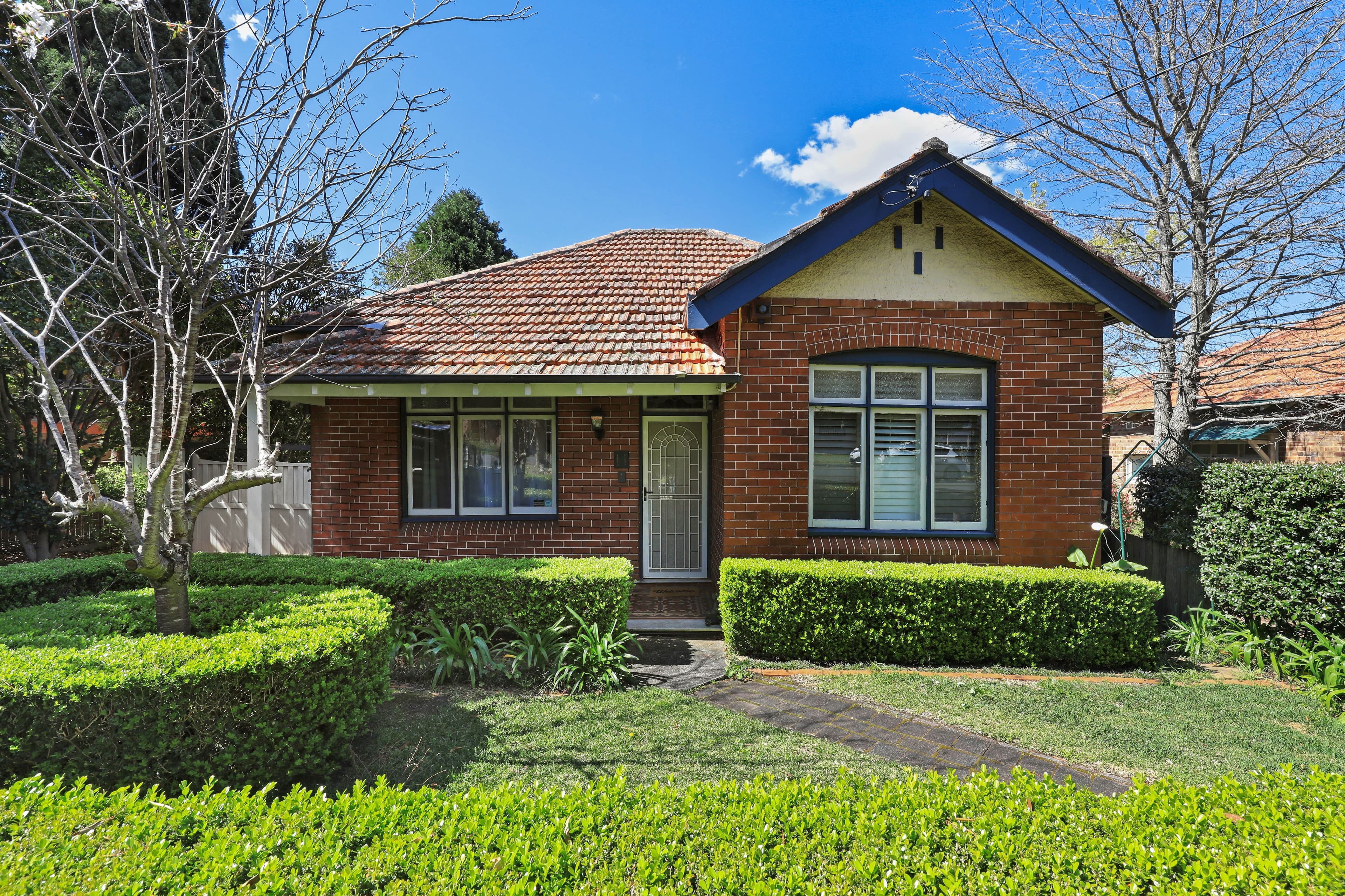11 Ferncourt Avenue, Roseville NSW 2069, Roseville - Image 1