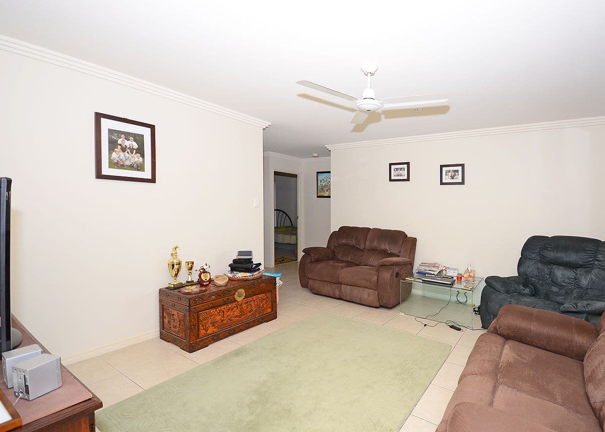 27 Cromdale Circuit, KAWUNGAN QLD 4655, Kawungan - Thumbnail 5