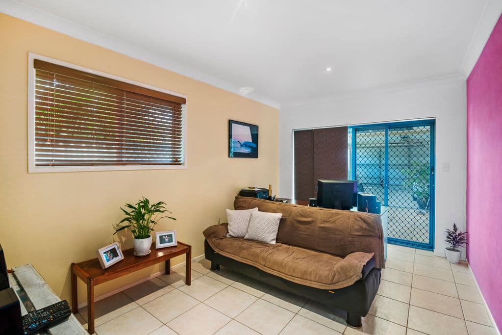 18 Kalang Street, Palm Beach QLD 4221, Palm Beach - Thumbnail 6