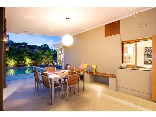 58 Allambi Avenue, BROADBEACH WATERS QLD 4218, Broadbeach Waters - Thumbnail 5