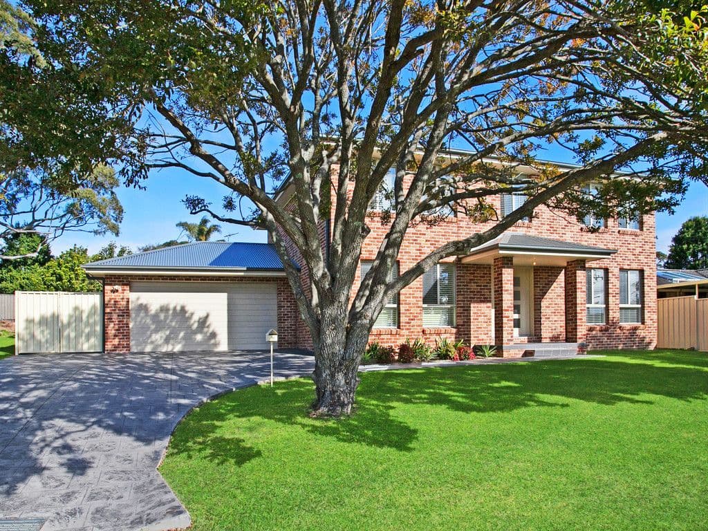 16 Park Avenue, Helensburgh NSW 2508, Helensburgh - Image 1