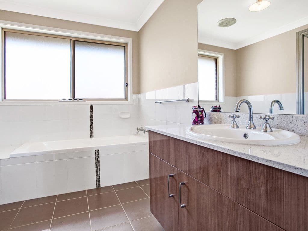 16 Park Avenue, Helensburgh NSW 2508, Helensburgh - Thumbnail 6