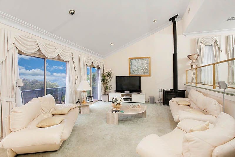 19 Garvan Road, HEATHCOTE NSW 2233, Heathcote - Thumbnail 2