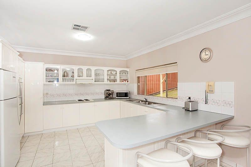 19 Garvan Road, HEATHCOTE NSW 2233, Heathcote - Thumbnail 4