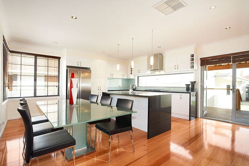 17 Anstey Avenue, RESERVOIR VIC 3073, Reservoir - Thumbnail 3