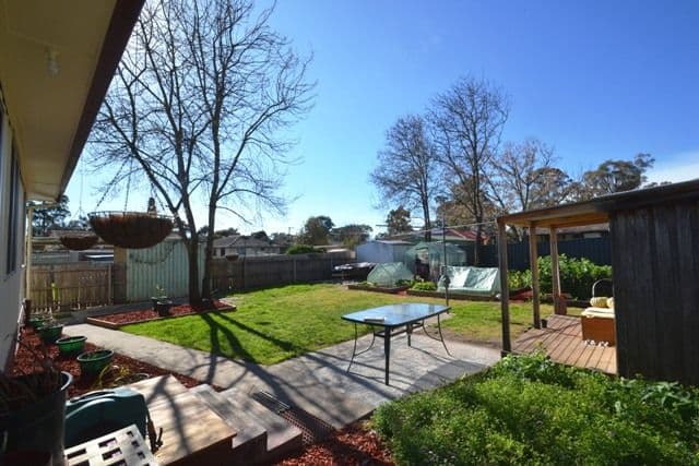34 Sinclair Crescent, SEYMOUR VIC 3660, Seymour - Thumbnail 2