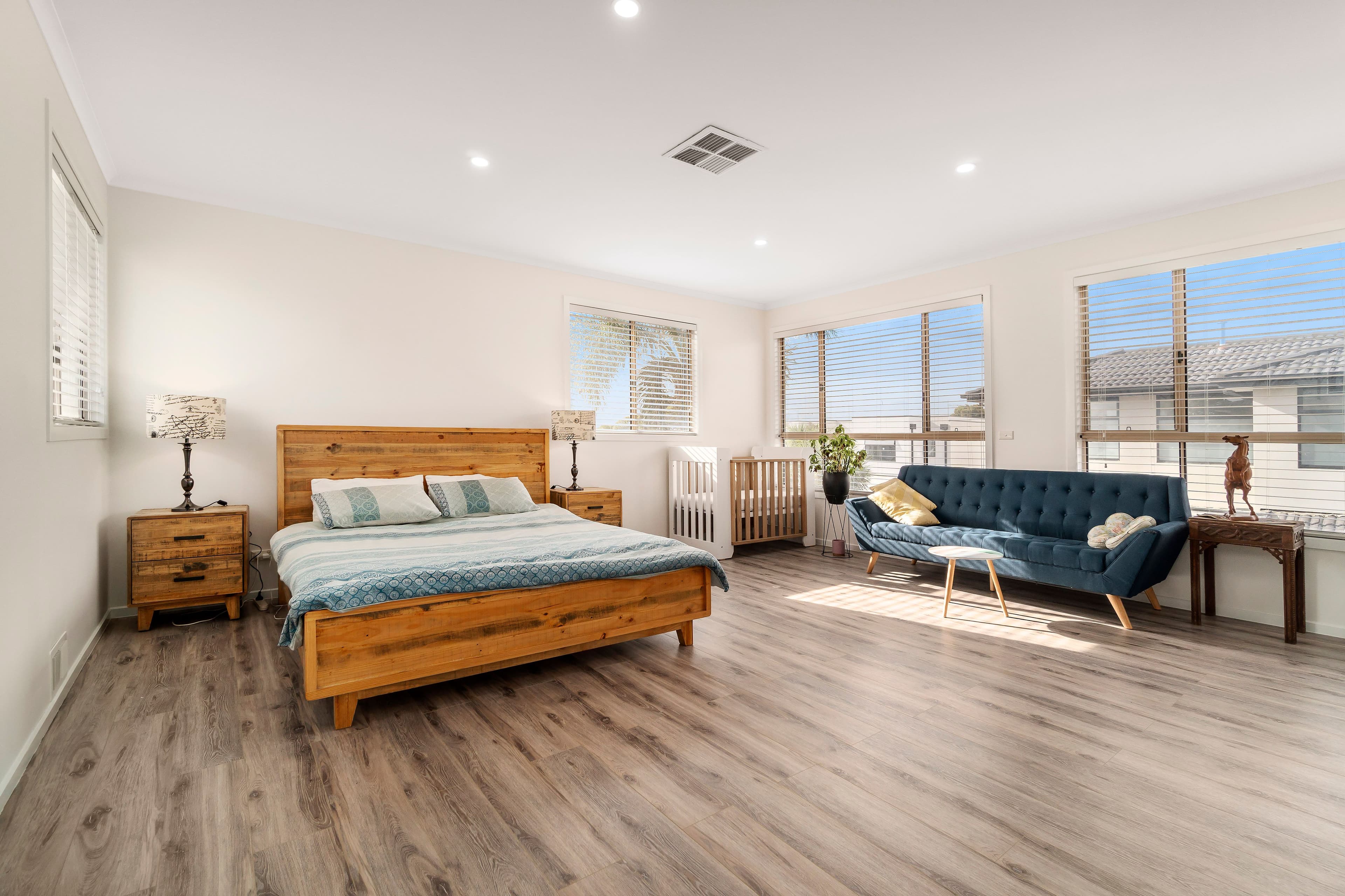8 Lidgate Avenue, Rowville VIC 3178, Rowville - Thumbnail 4