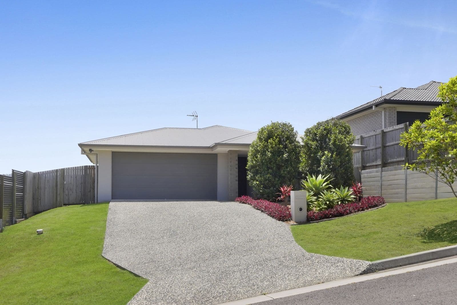 6 Bell Court, Maudsland QLD 4210, Maudsland - Image 1