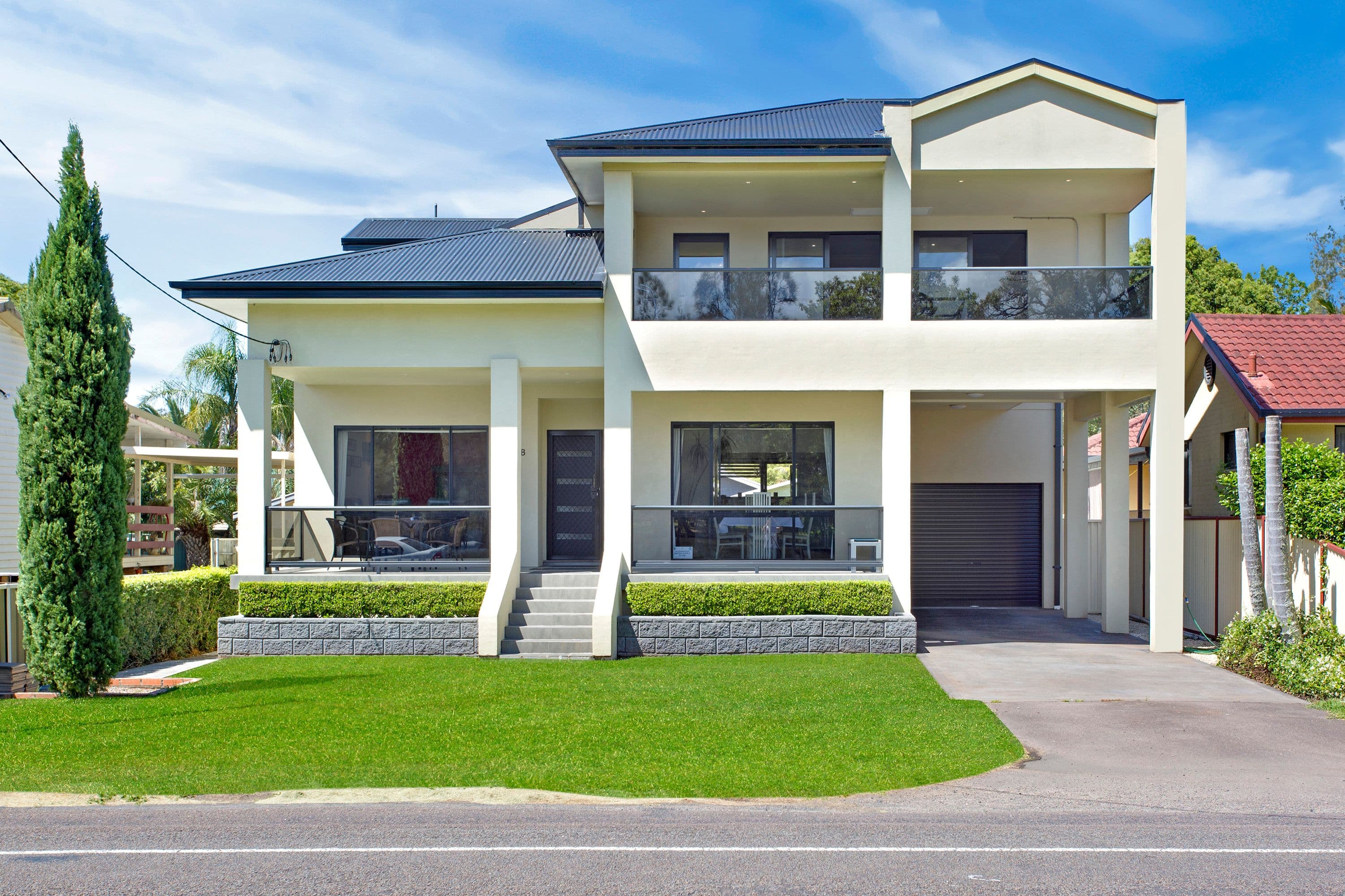 38 Wolseley Avenue, Tacoma - Thumbnail 2