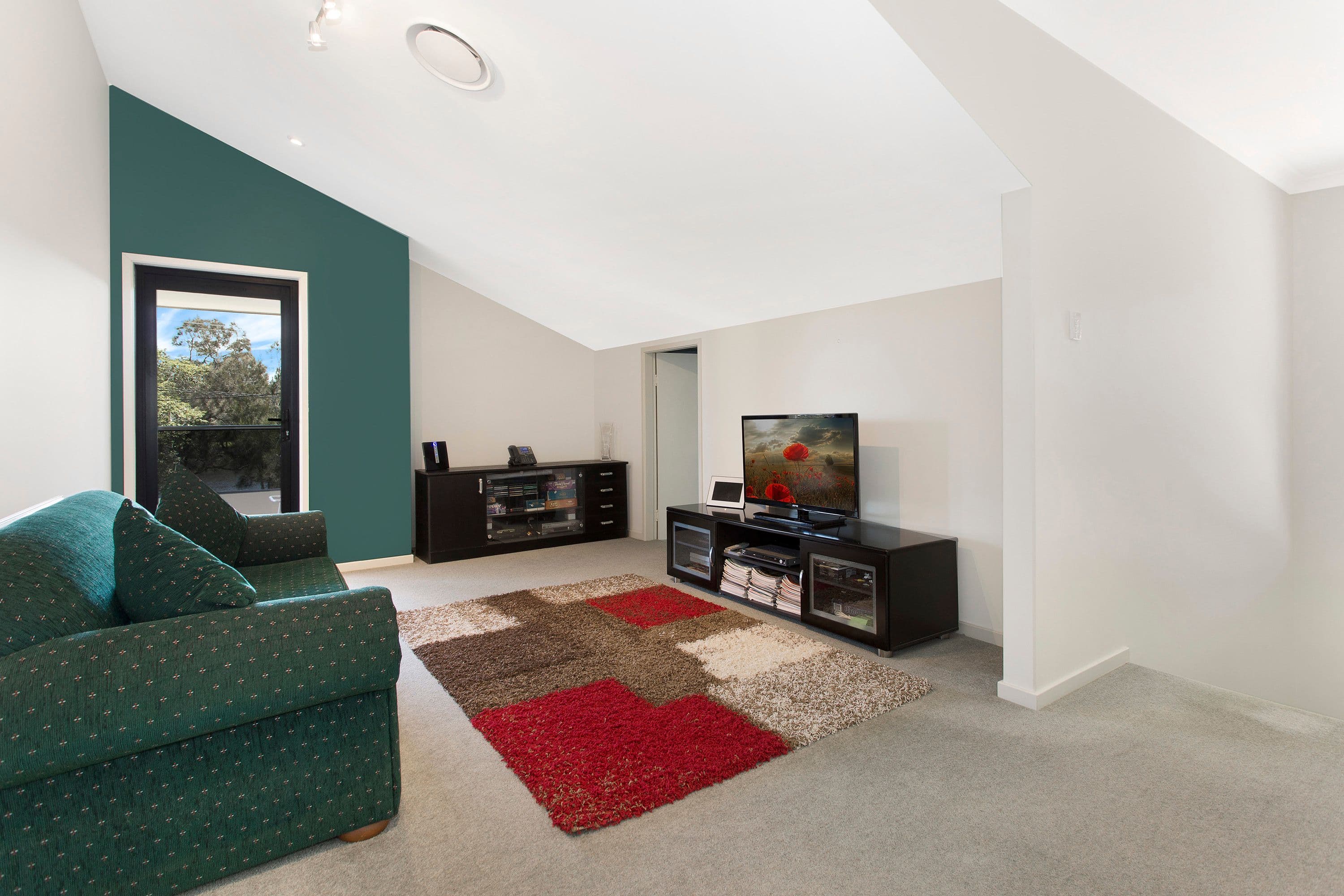 38 Wolseley Avenue, Tacoma - Thumbnail 8