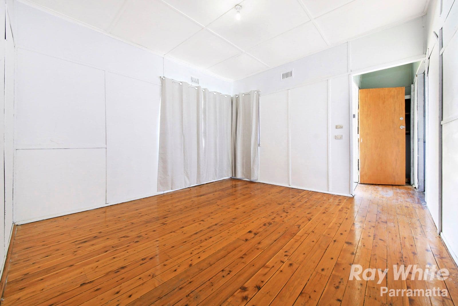 41 Plover Street, Melton VIC 3337, Melton - Thumbnail 2