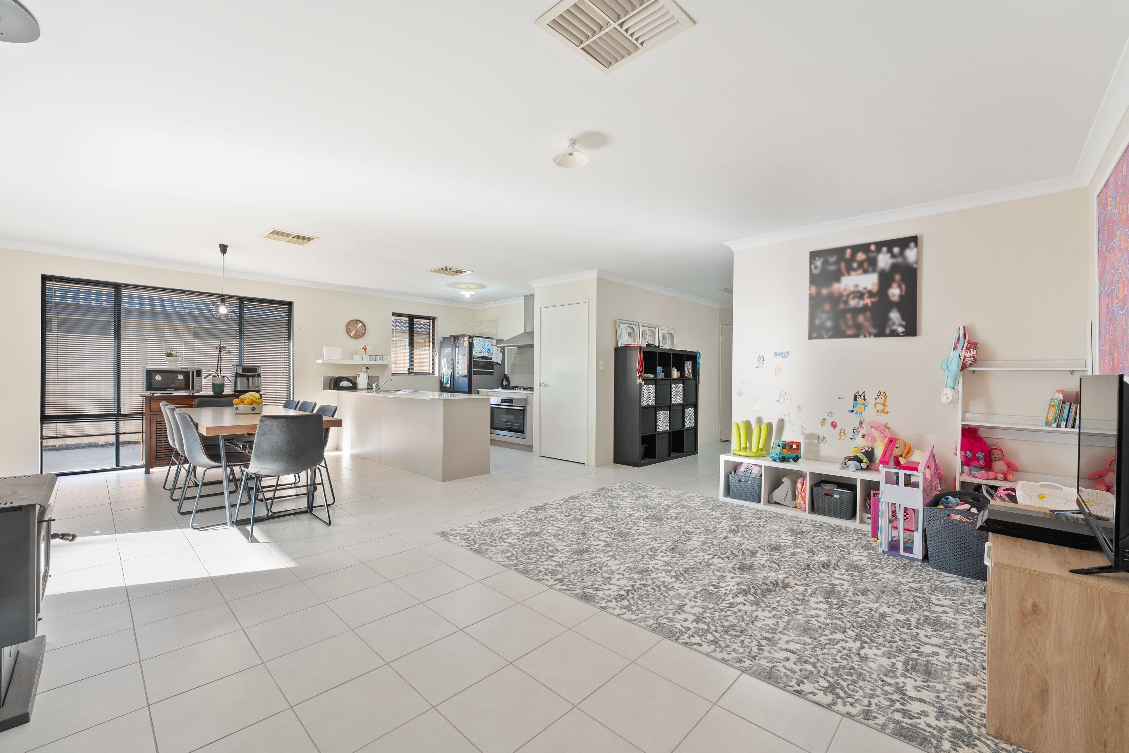 98 Camelot Street, Baldivis WA 6171, Baldivis - Thumbnail 8
