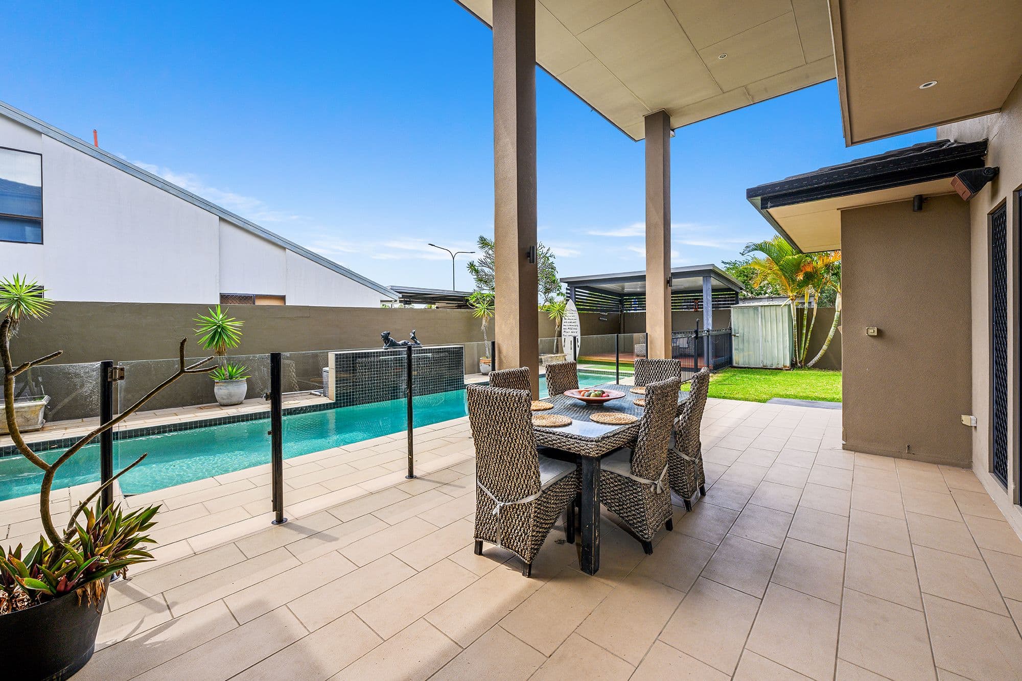 1 Tradewinds Avenue, Paradise Point QLD 4216, Paradise Point - Thumbnail 8