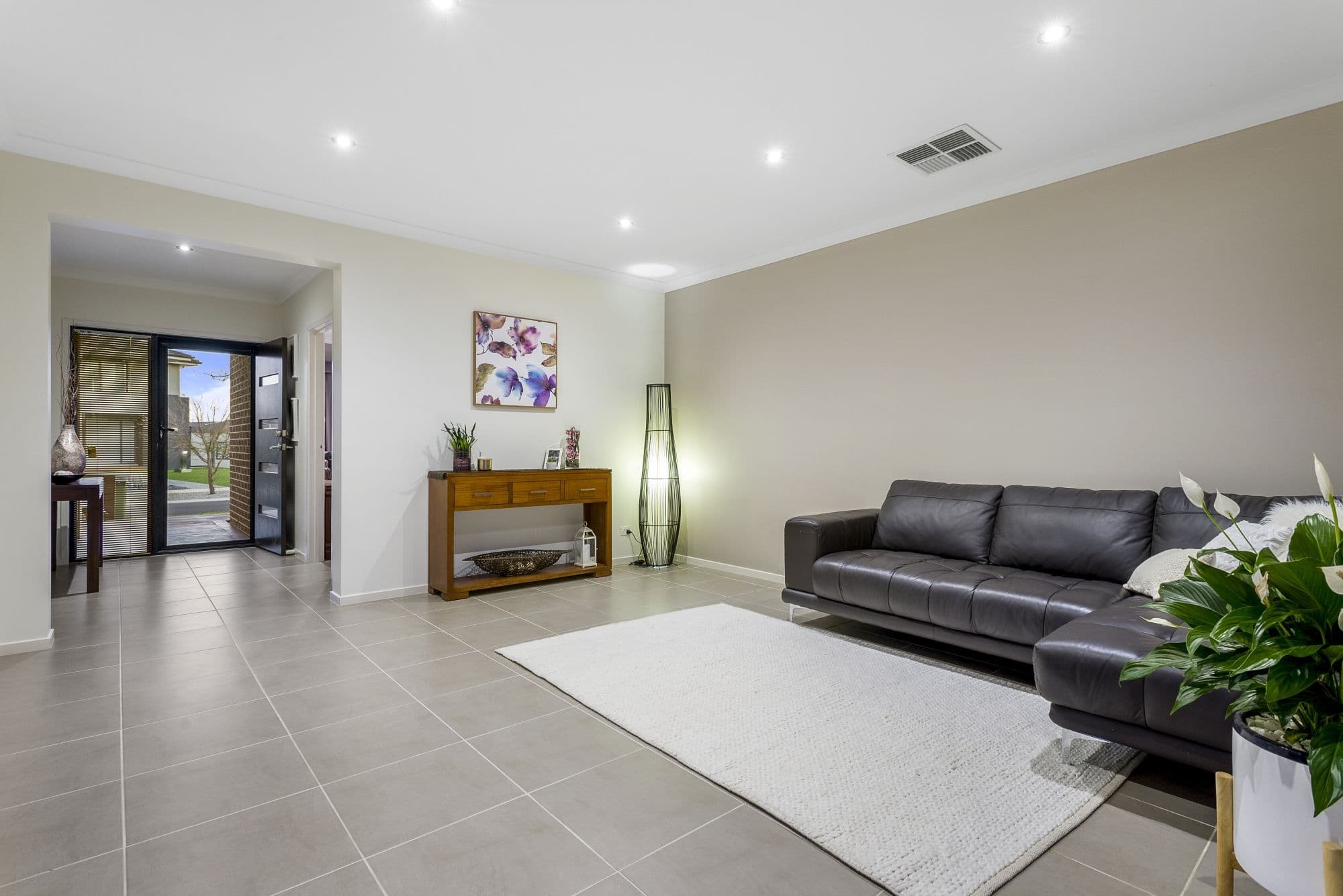 6 Landmark Crescent, Manor Lakes VIC 3024, Manor Lakes - Thumbnail 2