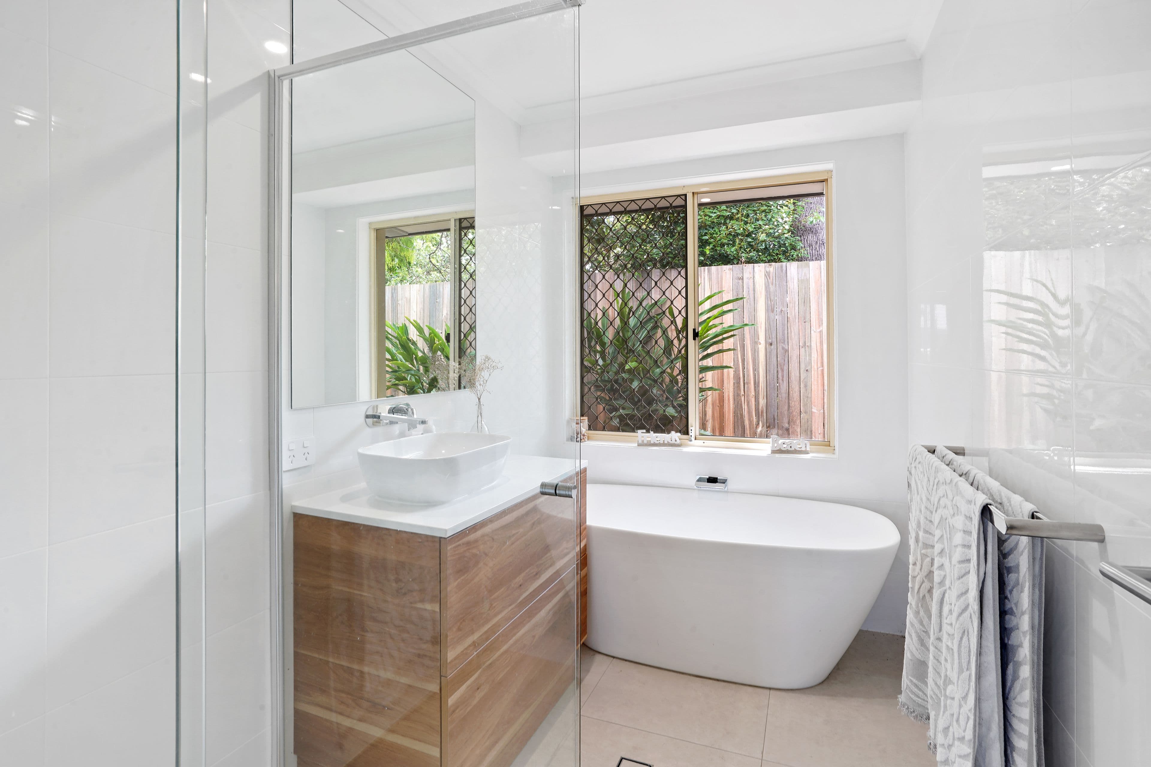 5 Highett Place, Robina QLD 4226, Robina - Thumbnail 4