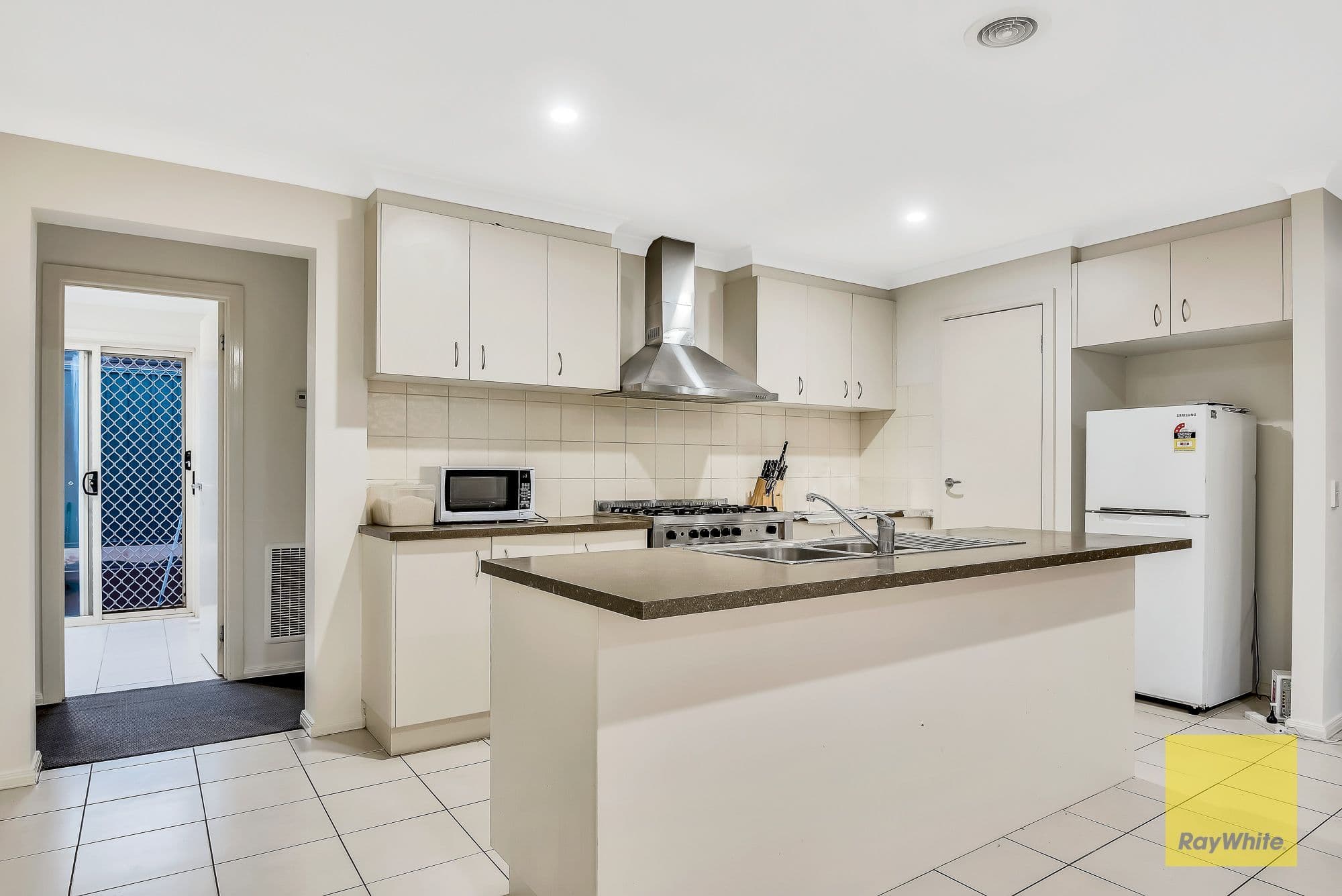 14 Starling Avenue, Tarneit VIC 3029, Tarneit - Thumbnail 8