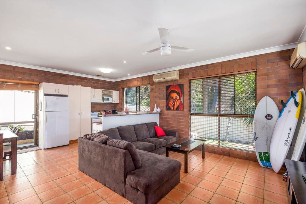9 Pegasus Court, Currumbin Waters QLD 4223, Currumbin Waters - Thumbnail 2