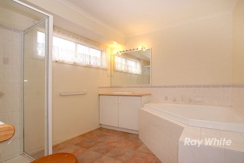 1 Akita Court, BERWICK VIC 3806, Berwick - Thumbnail 5
