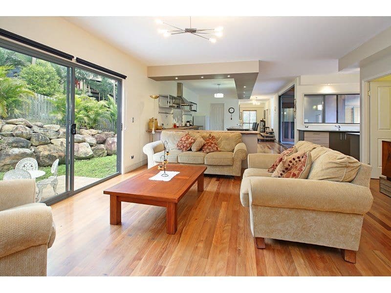 90 Trudy Crescent, CORNUBIA QLD 4130, Cornubia - Thumbnail 2