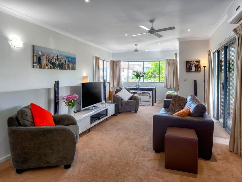 68 Shelley Street, CANNON HILL QLD 4170, Cannon Hill - Thumbnail 2