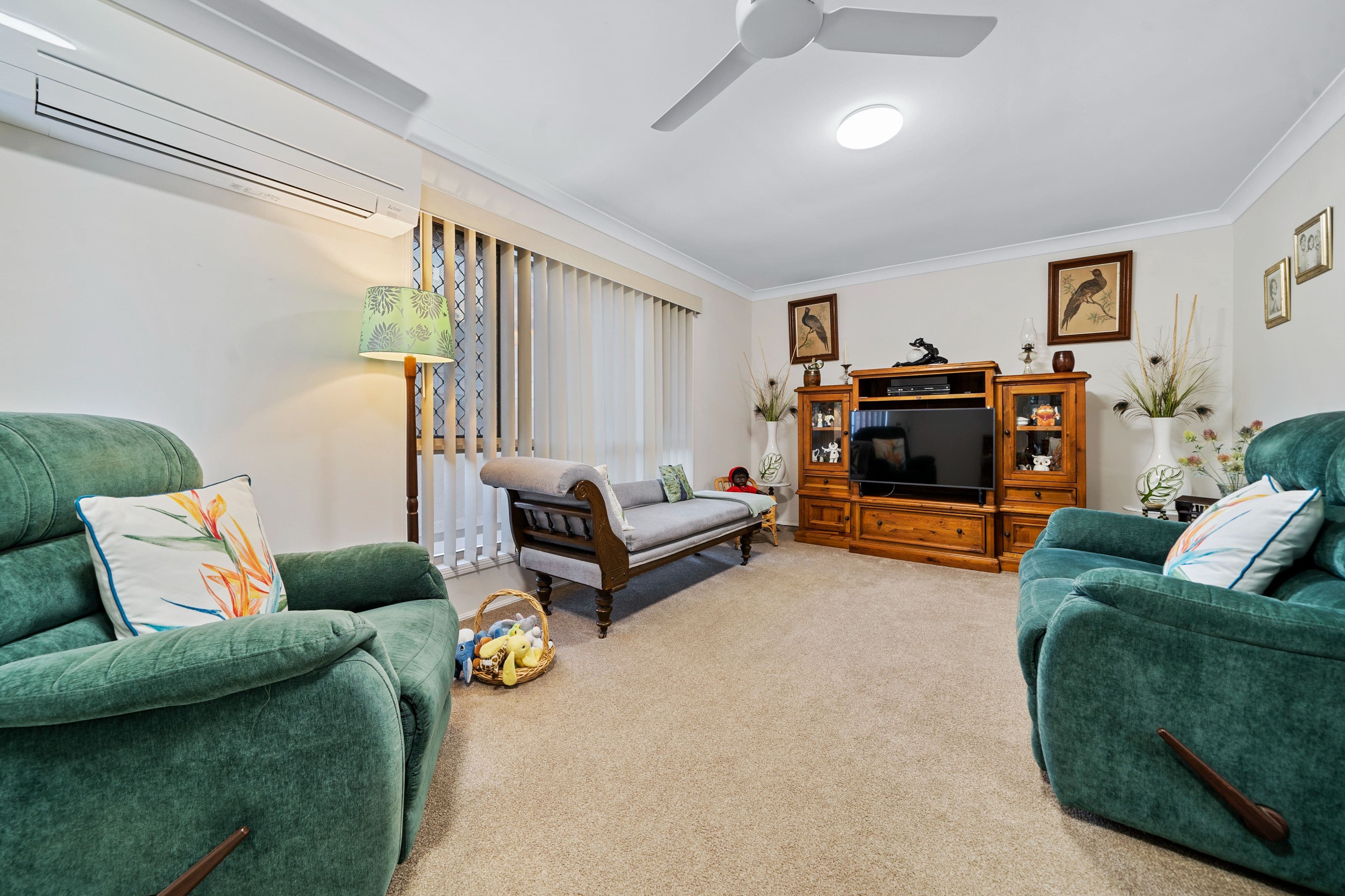 12 Kimridge Drive, Heritage Park QLD 4118, Heritage Park - Thumbnail 2