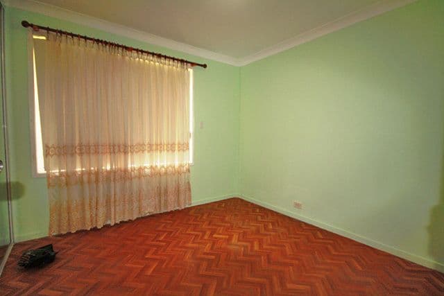 6B Evelyn Street, MACQUARIE FIELDS NSW 2564, Macquarie Fields - Thumbnail 4