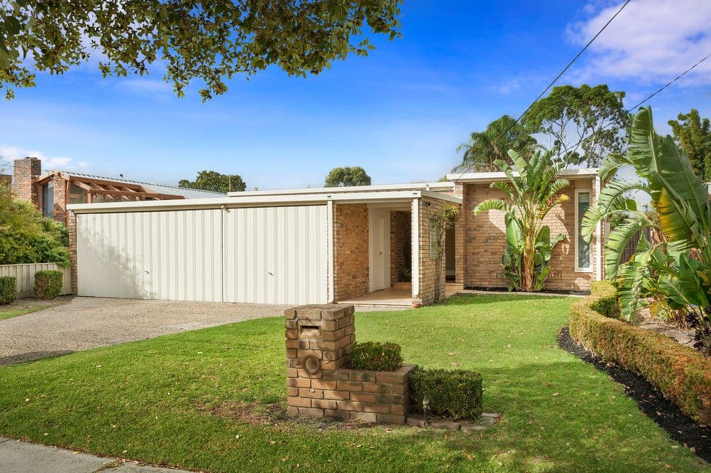 9 Forest Park Road, Dingley Village VIC 3172, Dingley Village - Thumbnail 2