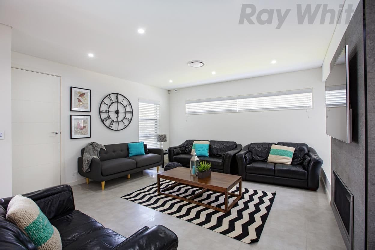18 Brearley Avenue, Middleton Grange NSW 2171, Middleton Grange - Thumbnail 4