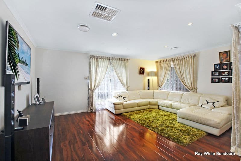 5 Morey Court, ROXBURGH PARK VIC 3064, Roxburgh Park - Thumbnail 2
